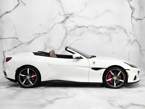 2023 Ferrari Portofino M Base