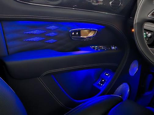 2023 Bentley Bentayga Azure