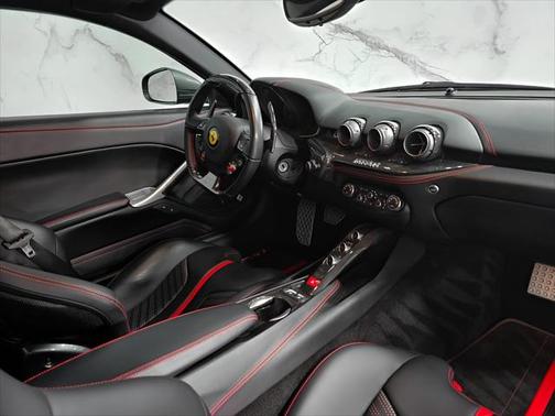 2014 Ferrari F12berlinetta Base