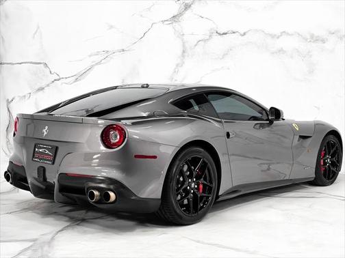 2014 Ferrari F12berlinetta Base