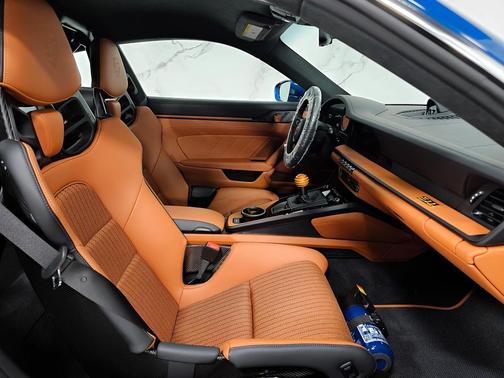 2024 Porsche 911 S/T