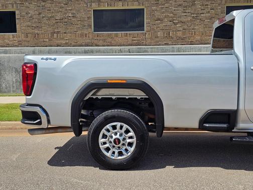 2023 GMC Sierra 2500 SLE