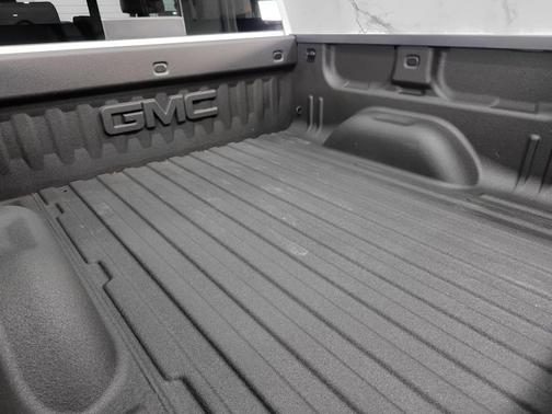 Summit White 2018 GMC Sierra 1500 SLT