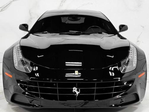 2016 Ferrari FF Base