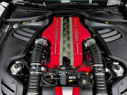 2016 Ferrari FF Base