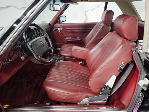 1986 Mercedes-Benz S-Class 560 SL