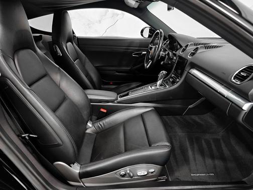 2017 Porsche 718 Cayman Base