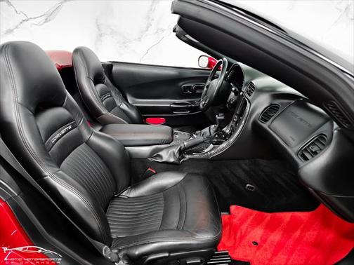 2004 Chevrolet Corvette Base