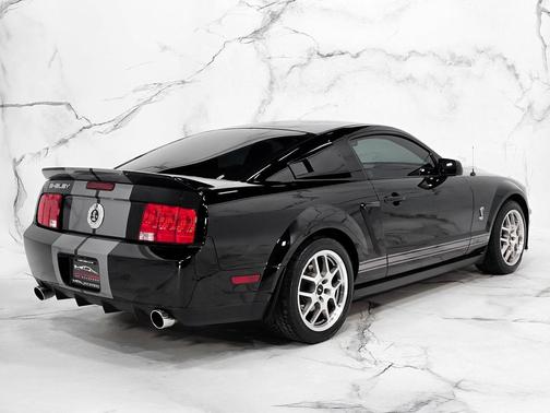 2007 Ford Shelby GT500 Base