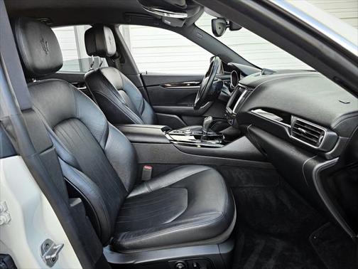 2018 Maserati Levante Base