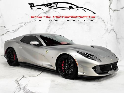 2022 Ferrari 812 GTS Base