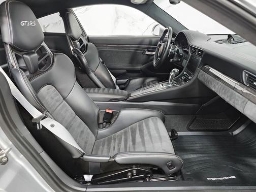 GT Silver Metallic 2019 Porsche 911 GT3 RS