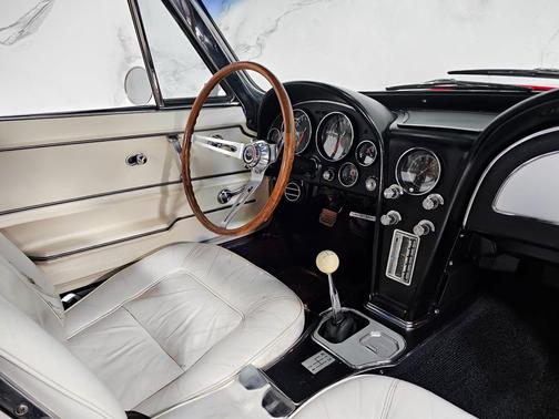 1965 Chevrolet Corvette Base