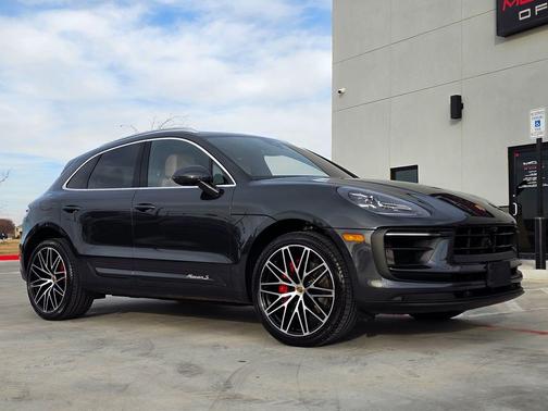 2023 Porsche Macan S
