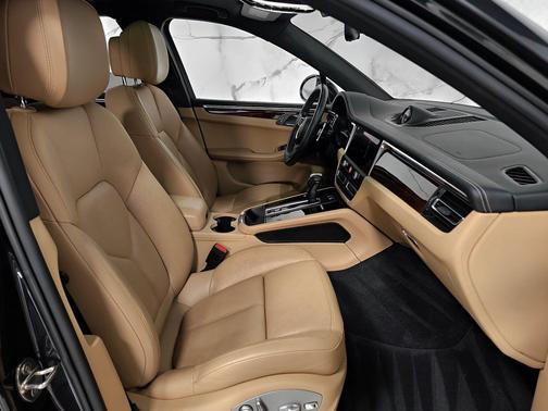 2023 Porsche Macan S