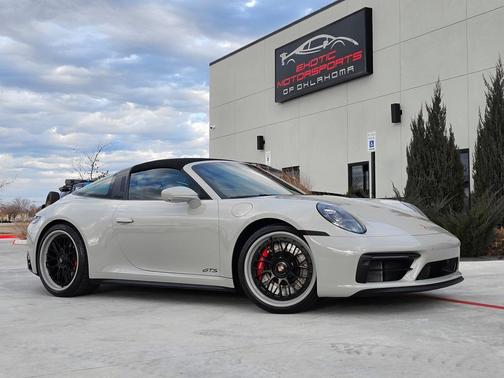 2022 Porsche 911 Targa 4S