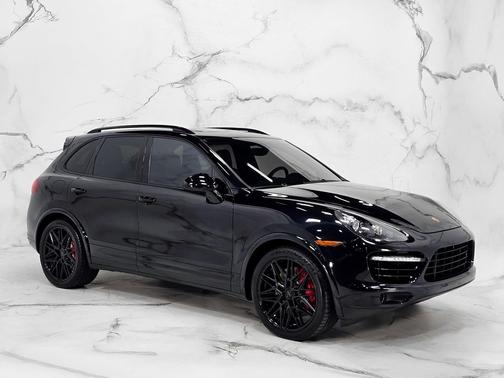 2014 Porsche Cayenne Turbo S