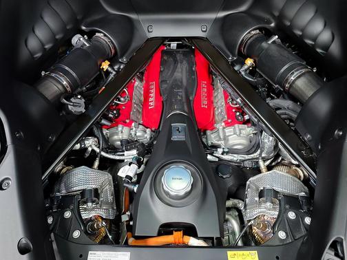 2021 Ferrari SF90 Stradale Base