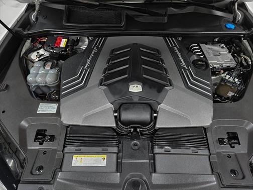 2019 Lamborghini Urus Base