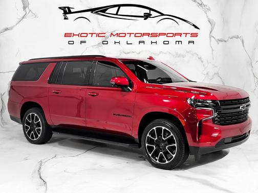 2023 Chevrolet Suburban RST