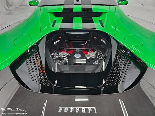 2023 Ferrari SF90 Stradale Base