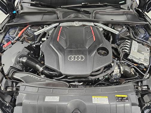 Navarra Blue Metallic 2023 Audi S5 Premium Plus TFSI quattro Tiptronic