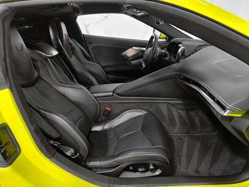 2022 Chevrolet Corvette Stingray w/2LT