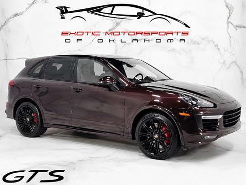 2016 Porsche Cayenne GTS
