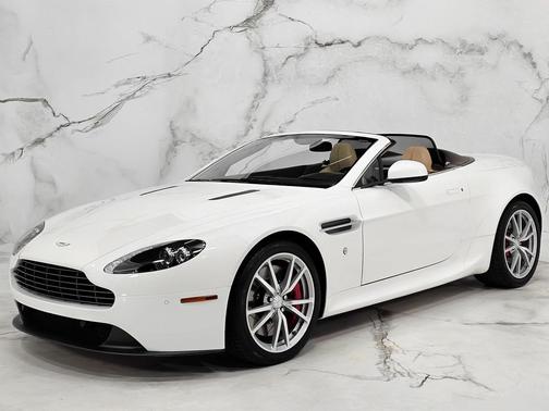 2012 Aston Martin V8 Vantage Base