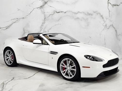 2012 Aston Martin V8 Vantage Base