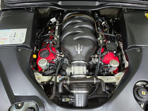 2012 Maserati GranTurismo MC