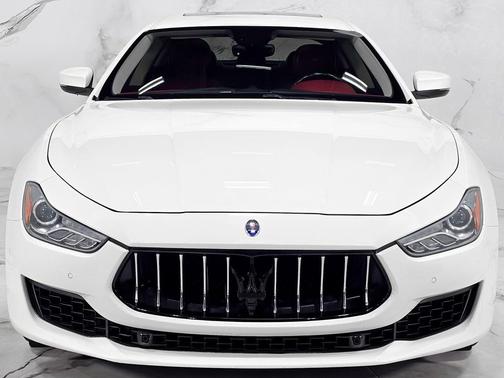 2018 Maserati Ghibli Base