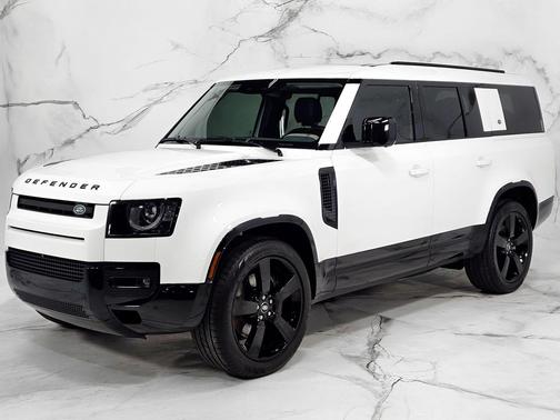 Fuji White 2024 Land Rover Defender 130 P400 X-Dynamic SE