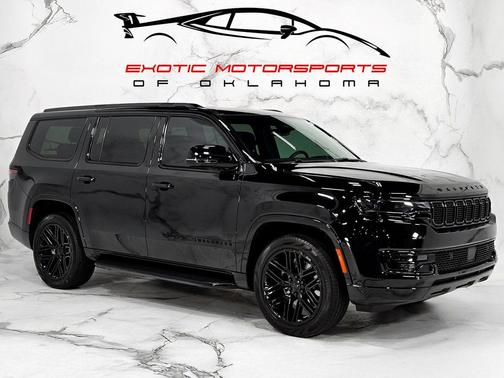 Diamond Black Crystal Pearlcoat 2024 Jeep Wagoneer Series II Carbide 4x4