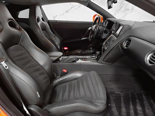 2010 Nissan GT-R Premium