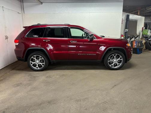 Velvet Red Pearlcoat 2022 Jeep Grand Cherokee Limited