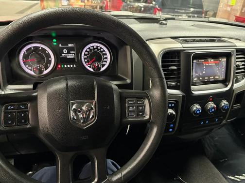 2020 RAM 1500 Classic Warlock Quad Cab 4x4 6'4' Box