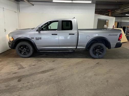 2022 RAM 1500 Classic Warlock Quad Cab 4x4 6'4' Box