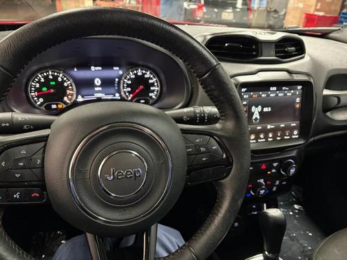 2022 Jeep Renegade (RED) Edition 4x4