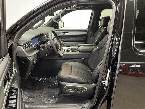 2025 Jeep Wagoneer Series II Overland 4x4