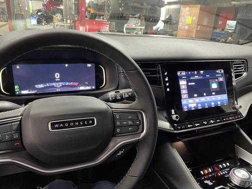 2025 Jeep Wagoneer Series II Overland 4x4