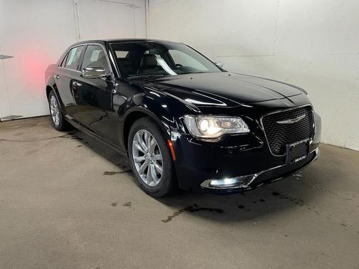 2018 Chrysler 300 Limited
