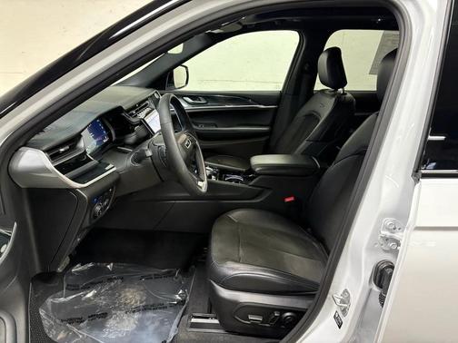 2023 Jeep Grand Cherokee 4xe Trailhawk