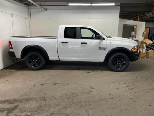 2022 RAM 1500 Classic Warlock Quad Cab 4x4 6'4' Box