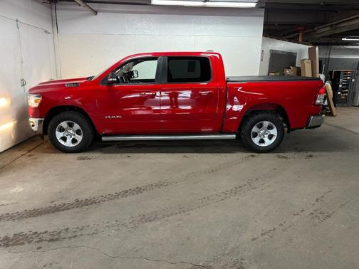 Flame Red Clearcoat 2019 RAM 1500 Big Horn