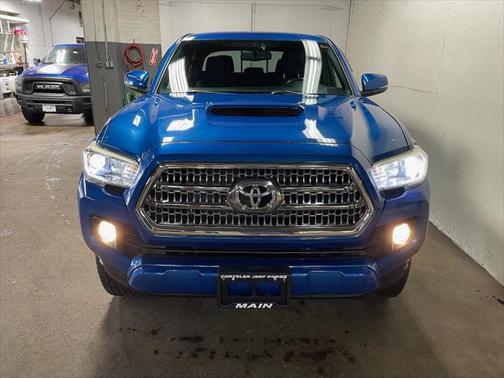 2017 Toyota Tacoma Base
