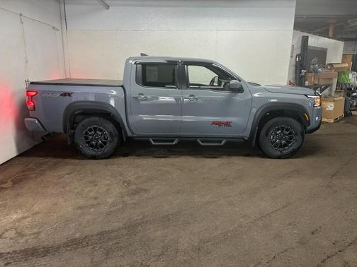 Boulder Gray Pearl 2023 Nissan Frontier PRO-4X