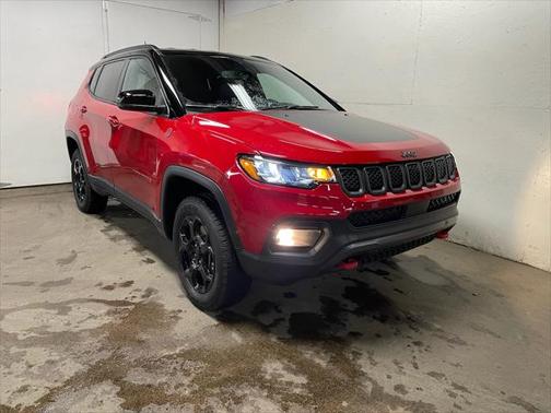 2023 Jeep Compass Trailhawk