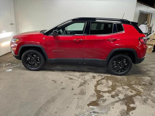 2023 Jeep Compass Trailhawk