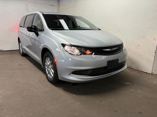2026 Chrysler Voyager LX